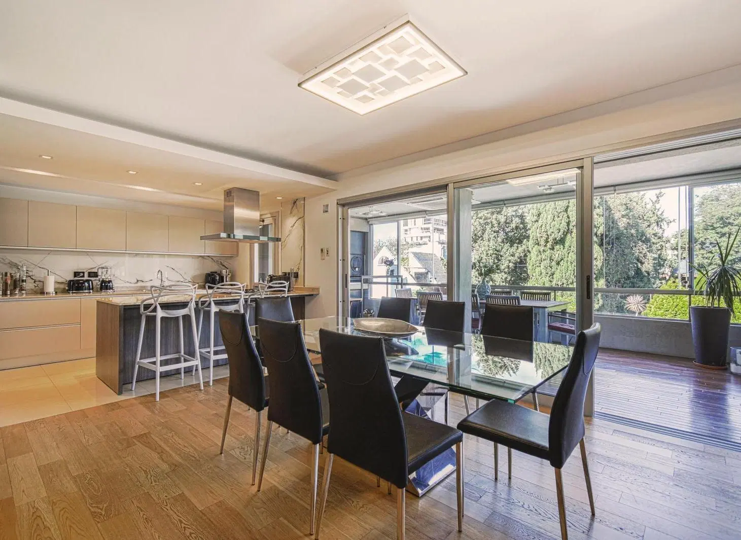 Exclusivo piso 5 amb en Villa Devoto con 3 suites, parrilla y cochera doble 4