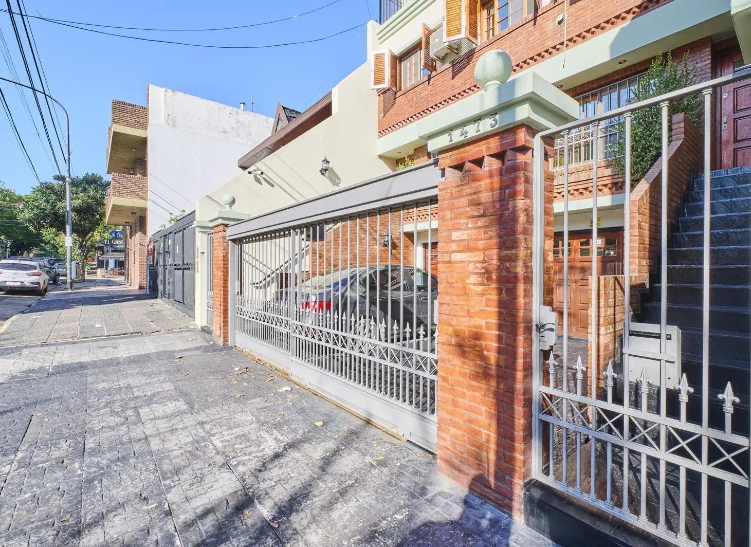 Venta PH tipo Casa de 4 Amb - Patio con Parrilla - Garage - Playroom 2