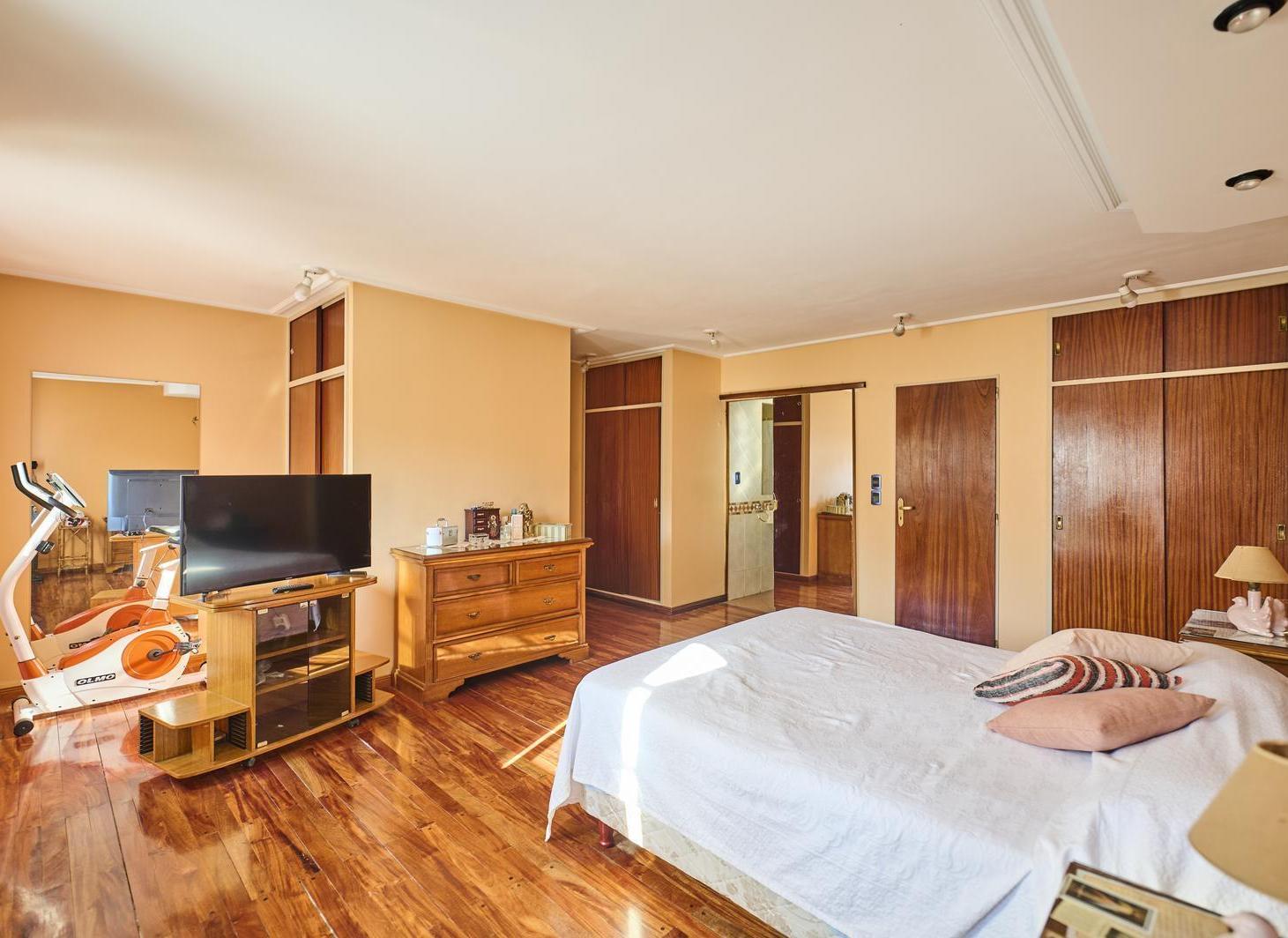 Venta PH tipo Casa de 4 Amb - Patio con Parrilla - Garage - Playroom