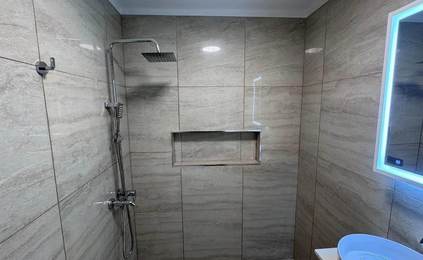ALQUILER DPTO 2 AMBIENTES RECICLADO A NUEVO, LUMINOSO ZONA ALTO PALERMO 4