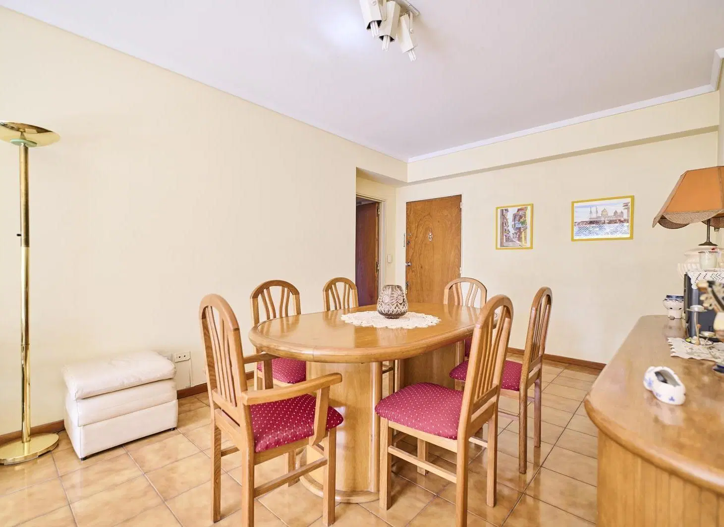 Venta Departamento 4 ambientes en Flores 3 dormitorios 2 baños Dependencia Cochera cubierta Baulera 5