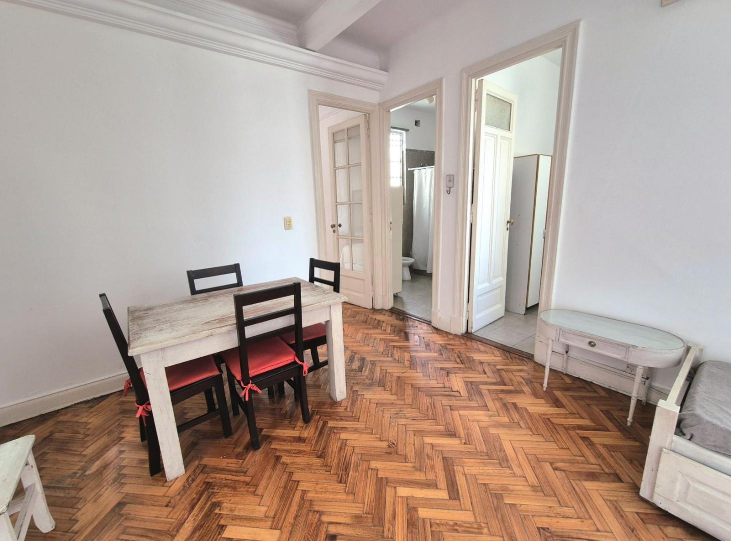 VENTA CON RENTA Departamento 2 ambientes amueblado IDEAL INVERSOR!