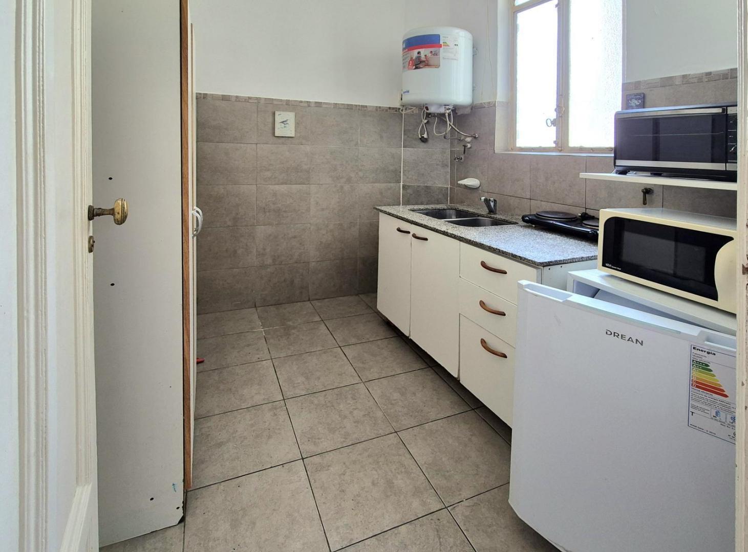 Foto de VENTA CON RENTA Departamento 2 ambientes amueblado IDEAL INVERSOR!, imagen 2