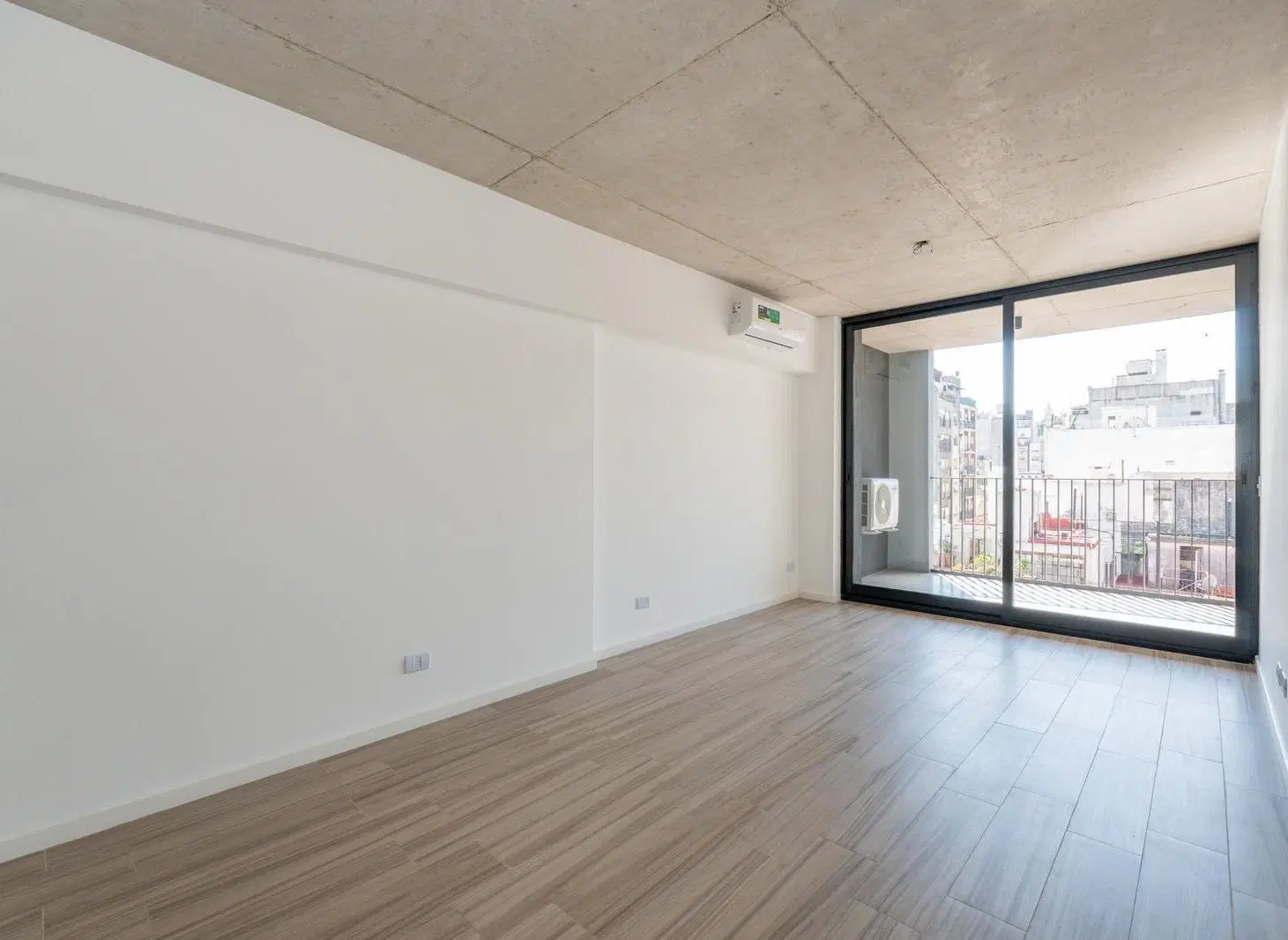 VENTA DEPARTAMENTO MONOAMBIENTE - BARRIO MONSERRAT 2
