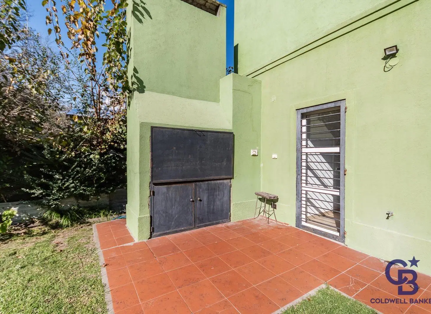 Casa Quinta en Venta en La Bota, Ingeniero Maschwitz | Lote 1.200 m², Piscina y Gran Parque 2