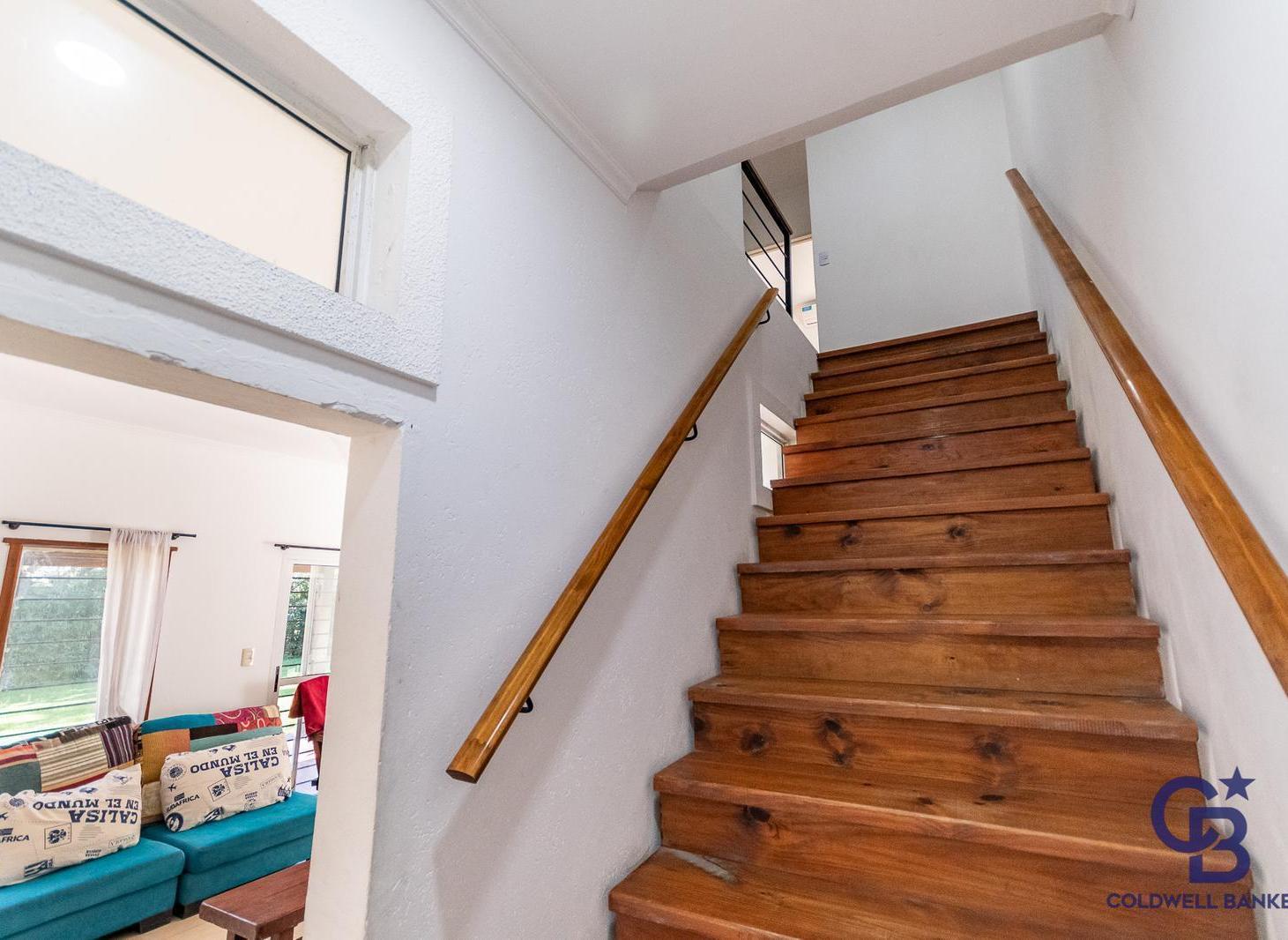 Casa Quinta en Venta en La Bota, Ingeniero Maschwitz | Lote 1.200 m², Piscina y Gran Parque