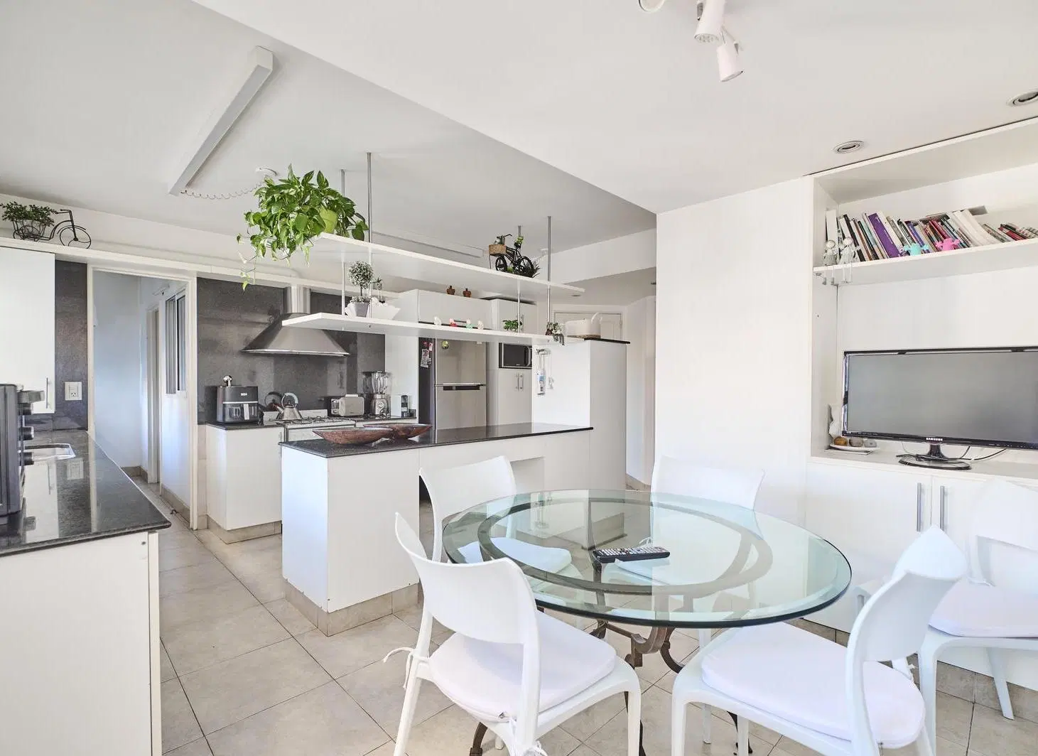 Venta departamento 5 Ambientes Nuñez 2 Cocheras Baulera Dependencia a cuadras de colegio Ort 2