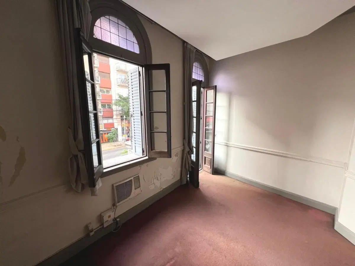 Venta PH 8 ambientes con terraza 5