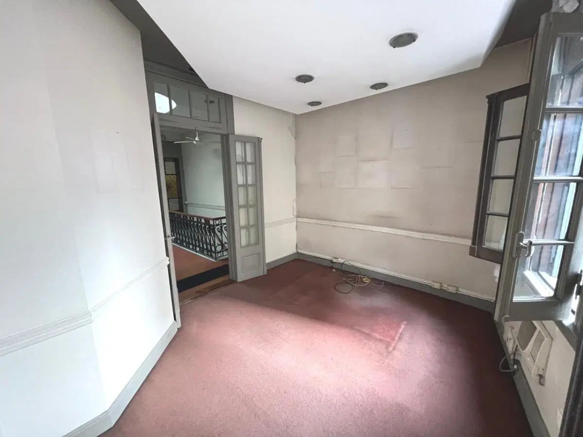 Venta PH 8 ambientes con terraza 3