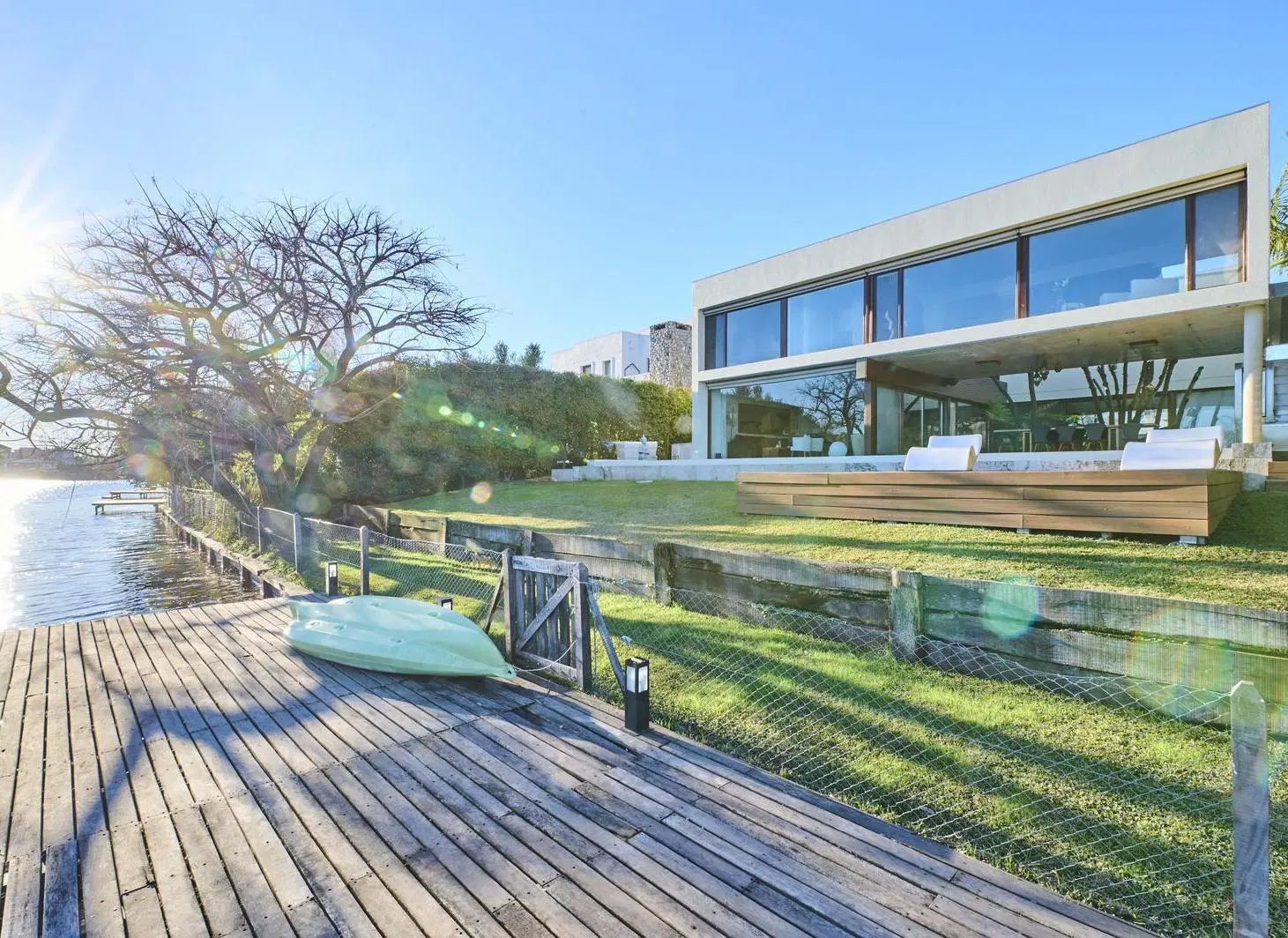 Venta Casa al agua en Los Alisos, 4 dormitorios 2 en suite - Nordelta 2