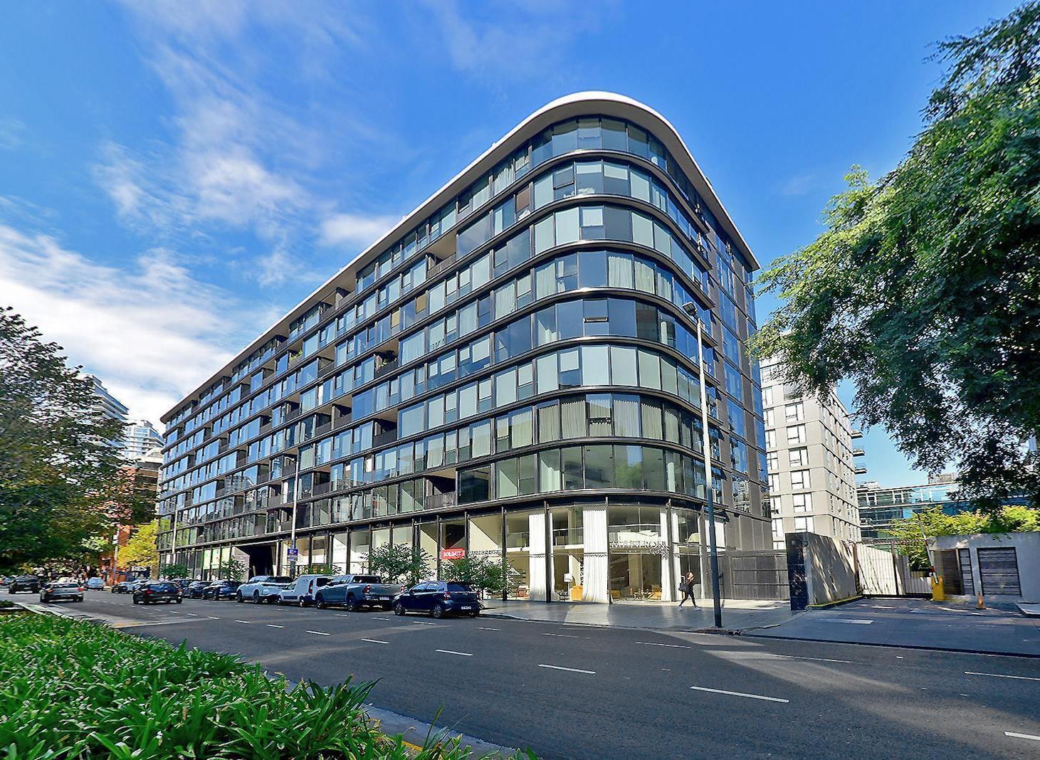 VENTA Puerto Madero 2 AMB amoblado con cochera