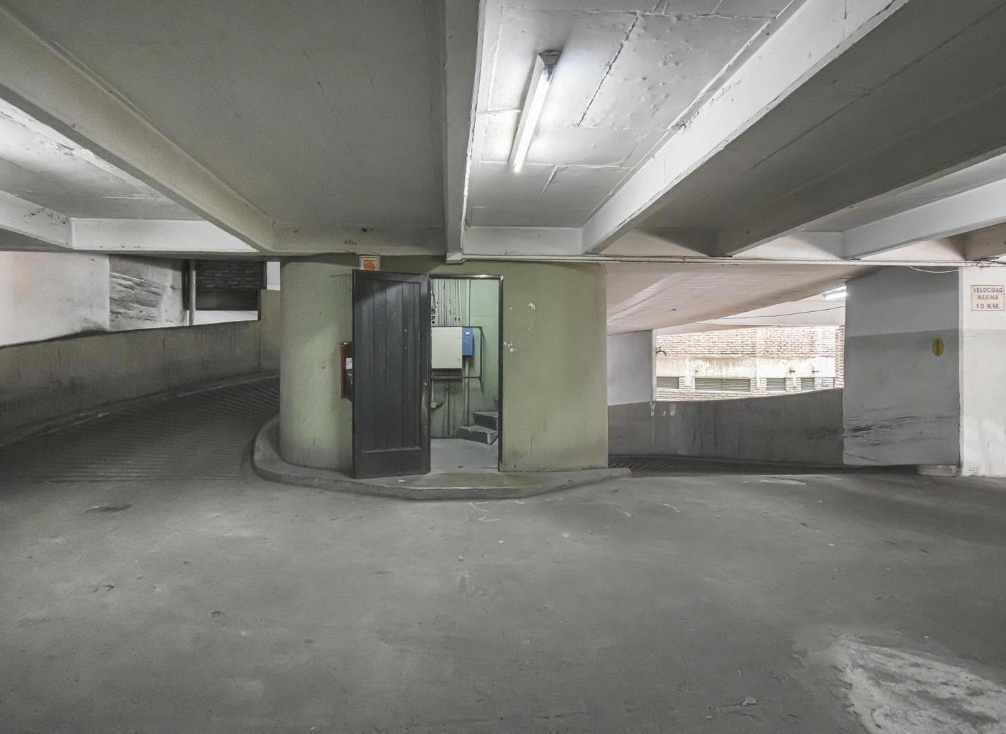 Venta de Cochera en Recoleta ubicada en 2do Sub Suelo