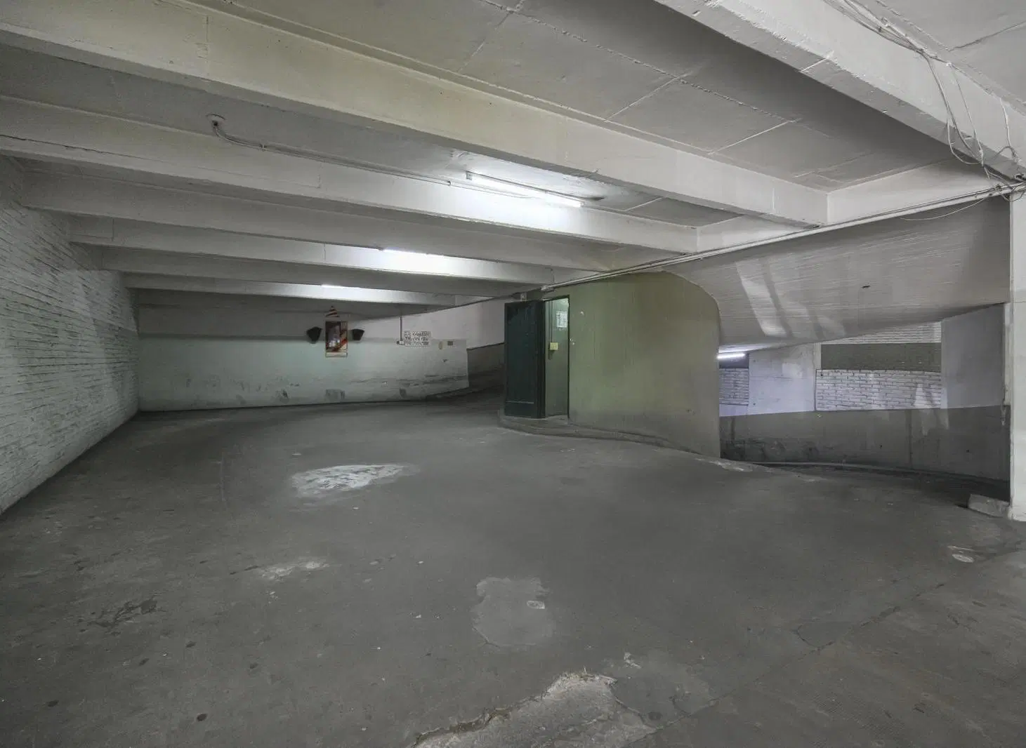 Venta de Cochera en Recoleta ubicada en 2do Sub Suelo 5