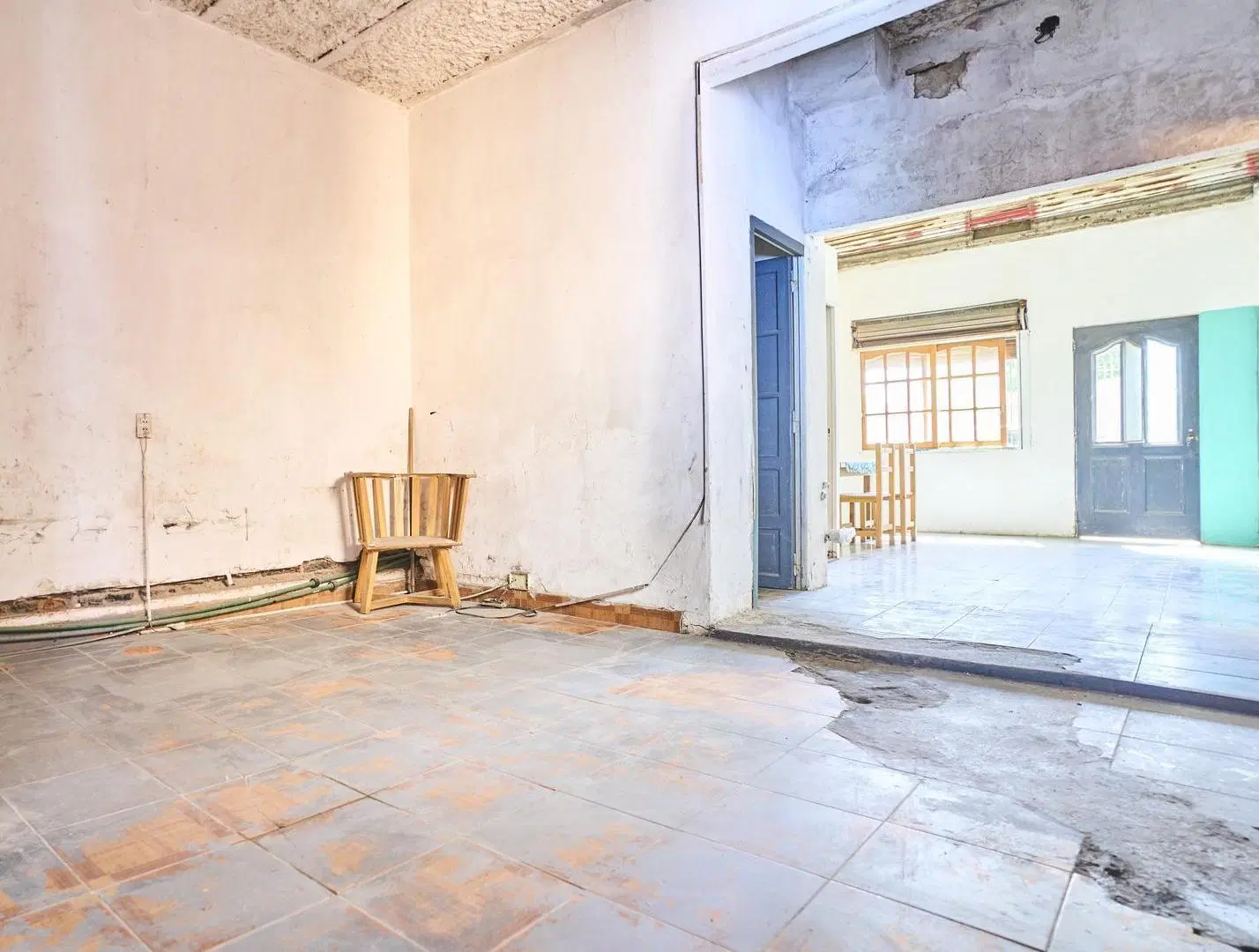 Venta Casa 3 ambientes con patio y terraza  en Flores 3