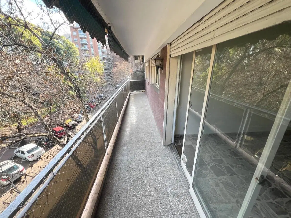 Venta departamento 4 ambientes con balcón 4