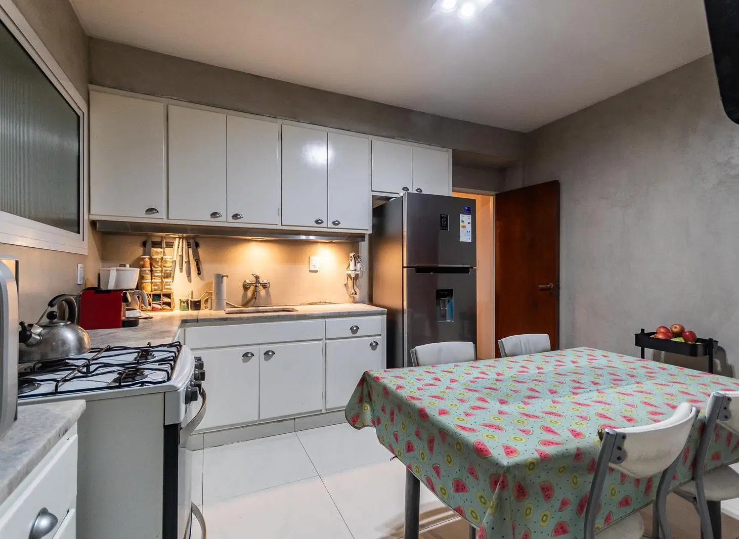 Venta Amplio 4 ambientes en Barrio Norte. 5