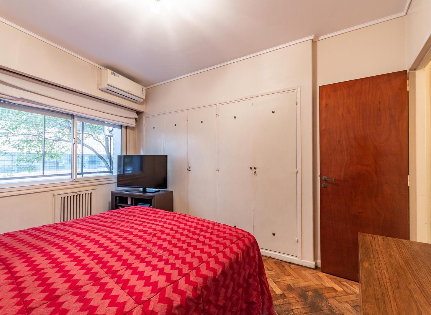 Venta Amplio 4 ambientes en Barrio Norte.