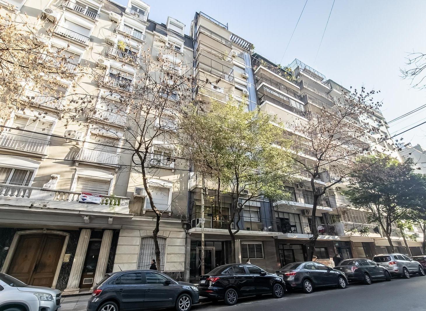 Venta Amplio 4 ambientes en Barrio Norte.