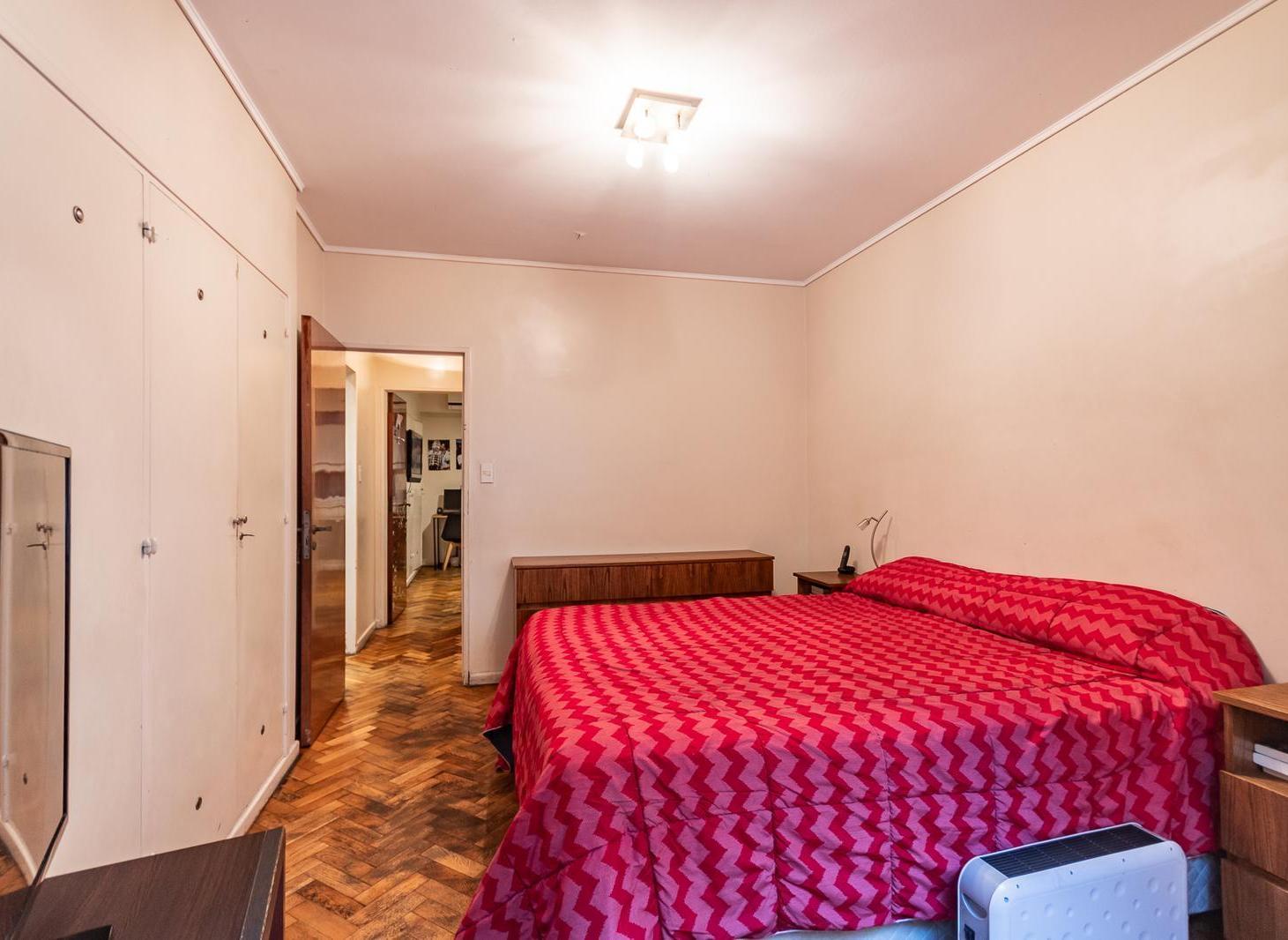 Venta Amplio 4 ambientes en Barrio Norte.
