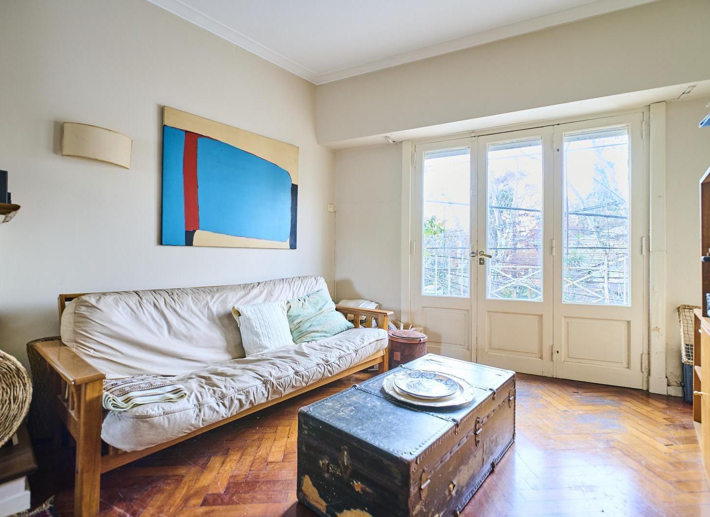 Venta PH 3 habitaciones 2 baños 6 Ambientes 1° por escalera en Beccar / Punta chica