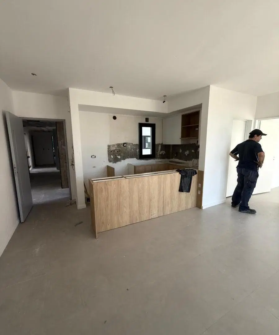 Venta Departamento 2 ambientes en Saavedra Cochera opcional Edificio Frente a la plaza Contra frente 3