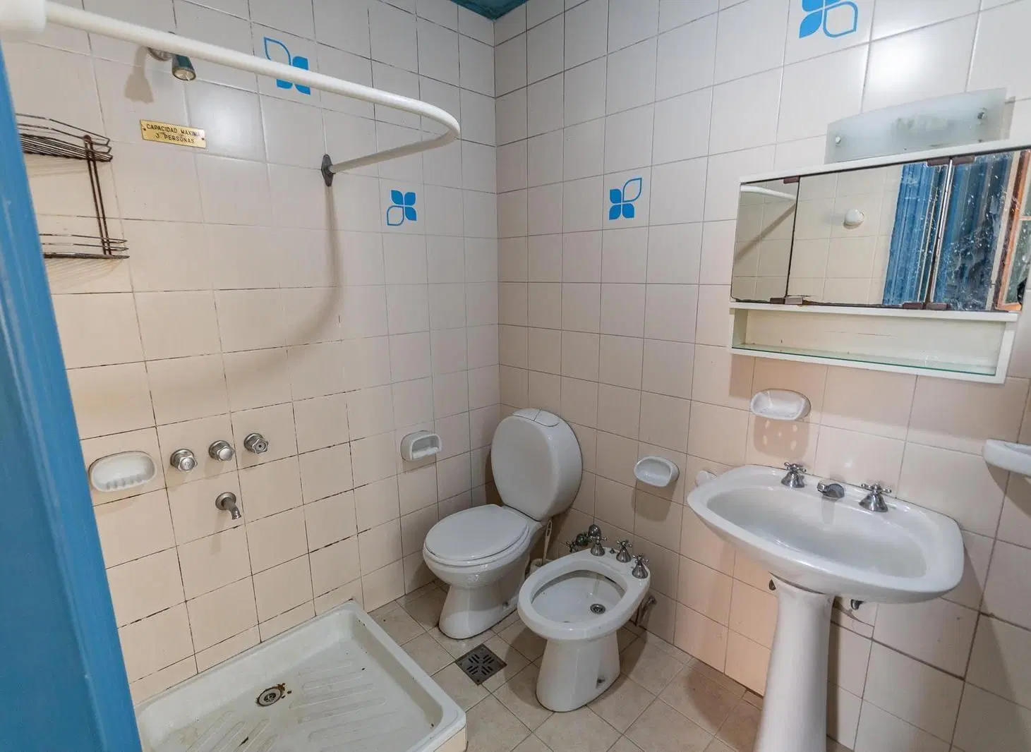 Venta Lote en esquina en La Paternal. Acepta metros! 5