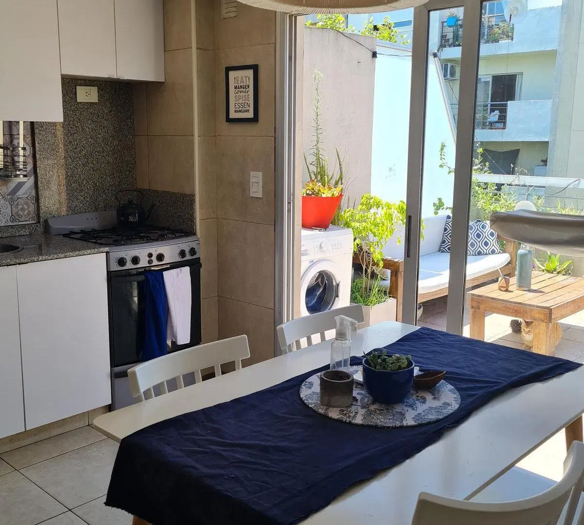 Departamento en alquiler paquete completo con terraza propia 3
