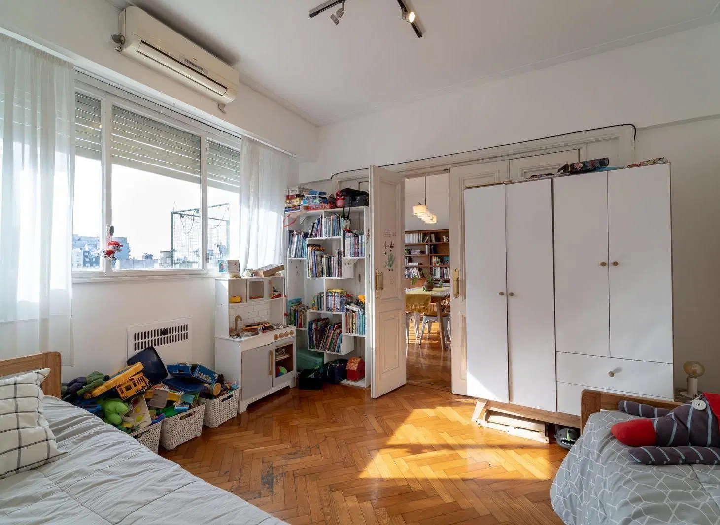 Venta departamento 4 ambientes c/ bulera Entre Rios 800 5