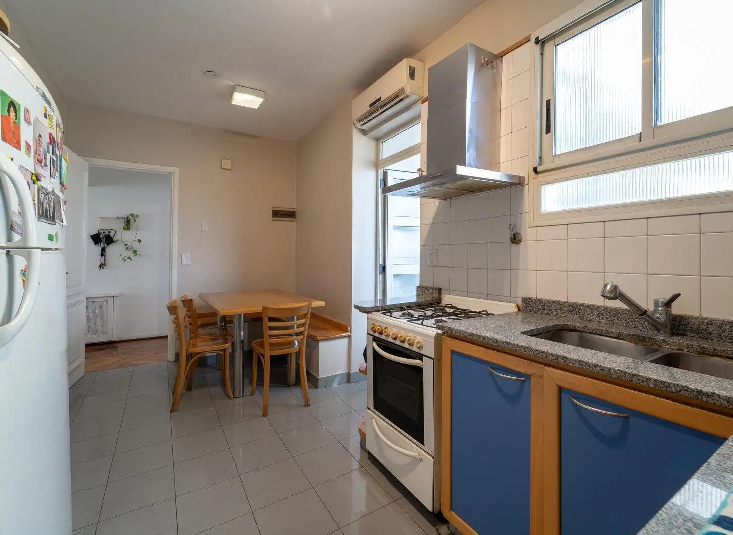 Venta departamento 4 ambientes c/ bulera Entre Rios 800 2
