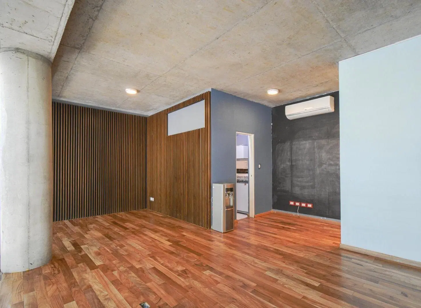 ALQUILER ESTUDIO PALERMO HOLLYWOOD C/COCHERA 2