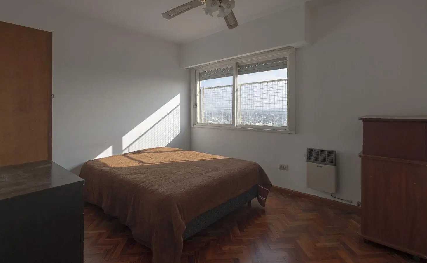 Departamento piso alto luminoso centro Ramos Mejia! 4