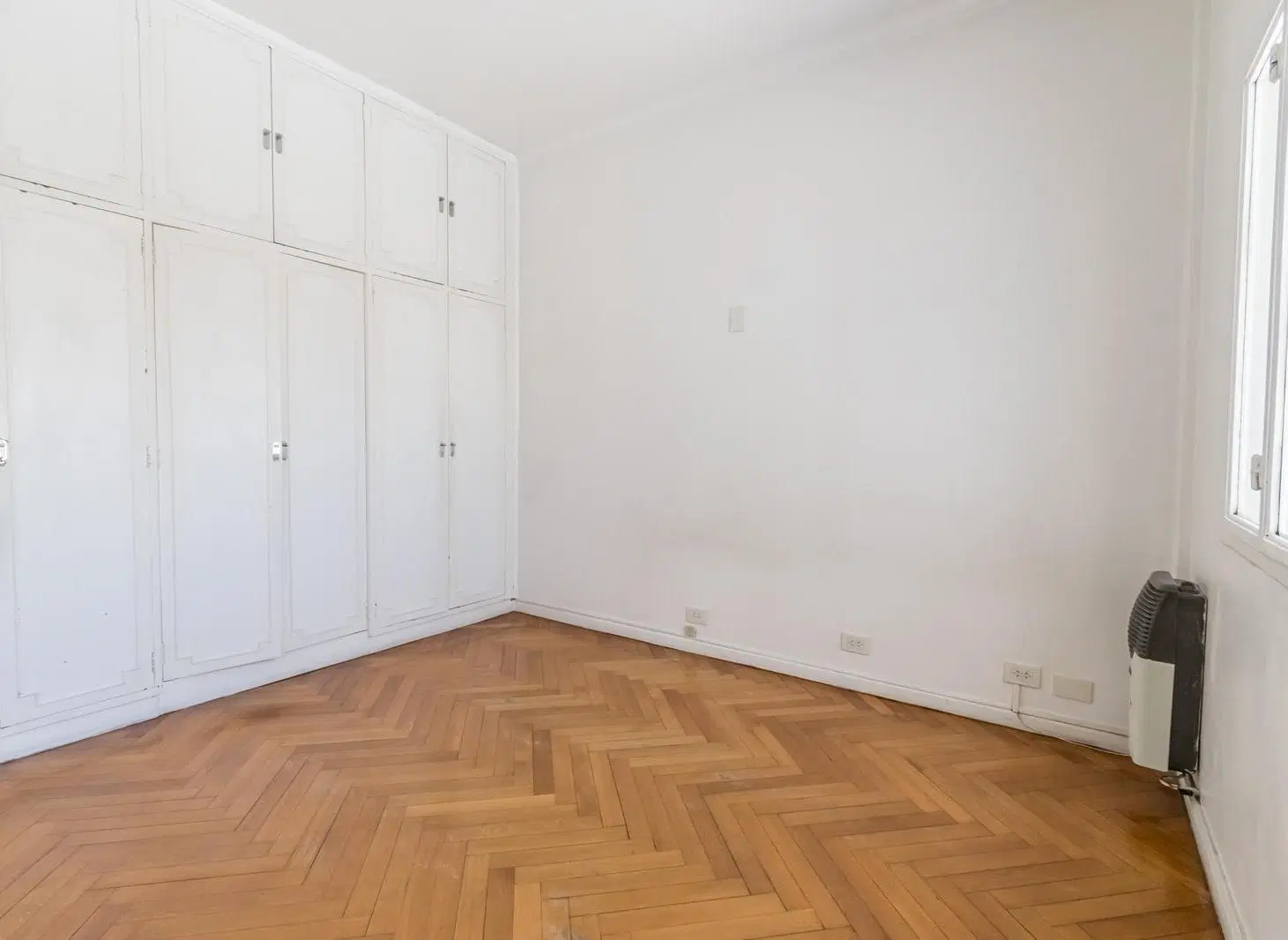 Venta Departamento 2 ambientes Retiro 2
