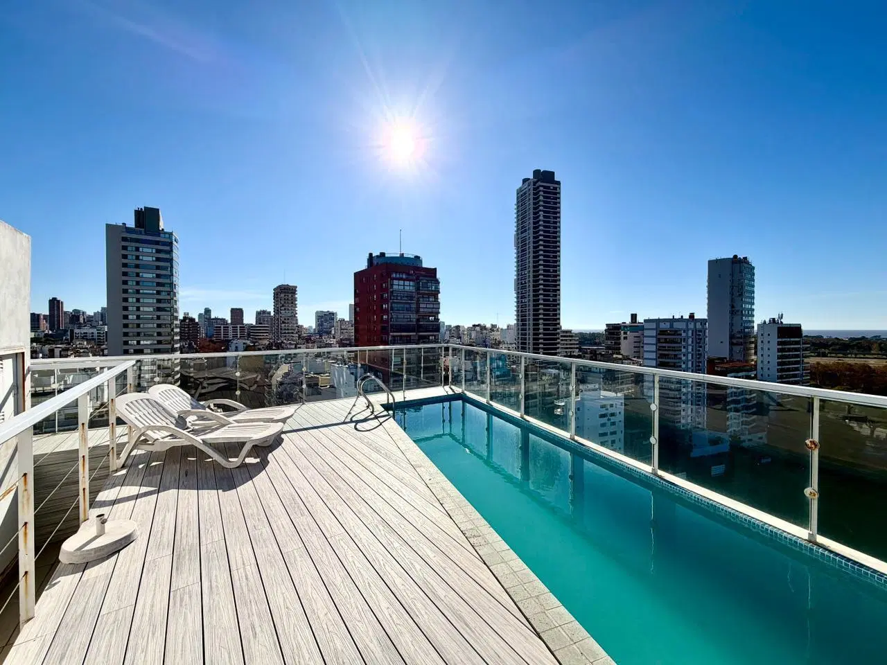 ALQUILER Departamento 3 AMBIENTES - COCHERA FIJA - PISO ALTO vista al río en Las Cañitas 4