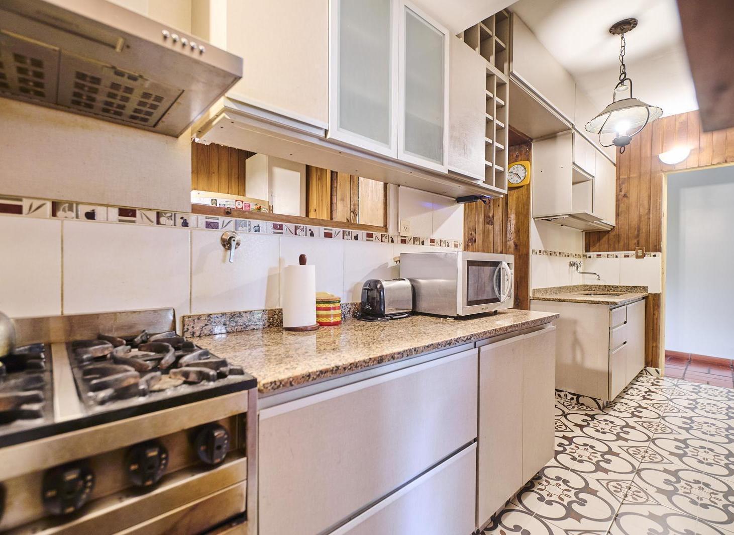 Foto de VENTA DPTO. 3AMB CON PATIO JARDIN Y QUINCHO MAS PARRILLA EN NUÑEZ, imagen 2