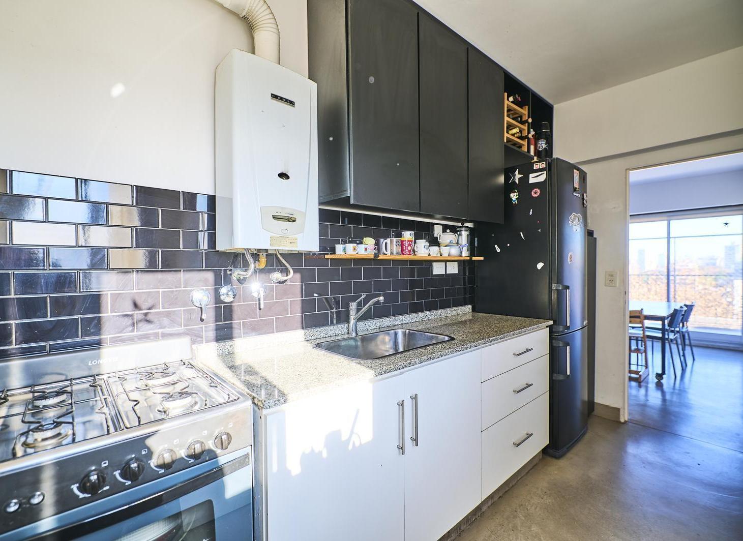 Foto de VENTA Departamento 3 AMBIENTES con BALCÓN - RECICLADO - Colegiales, imagen 5