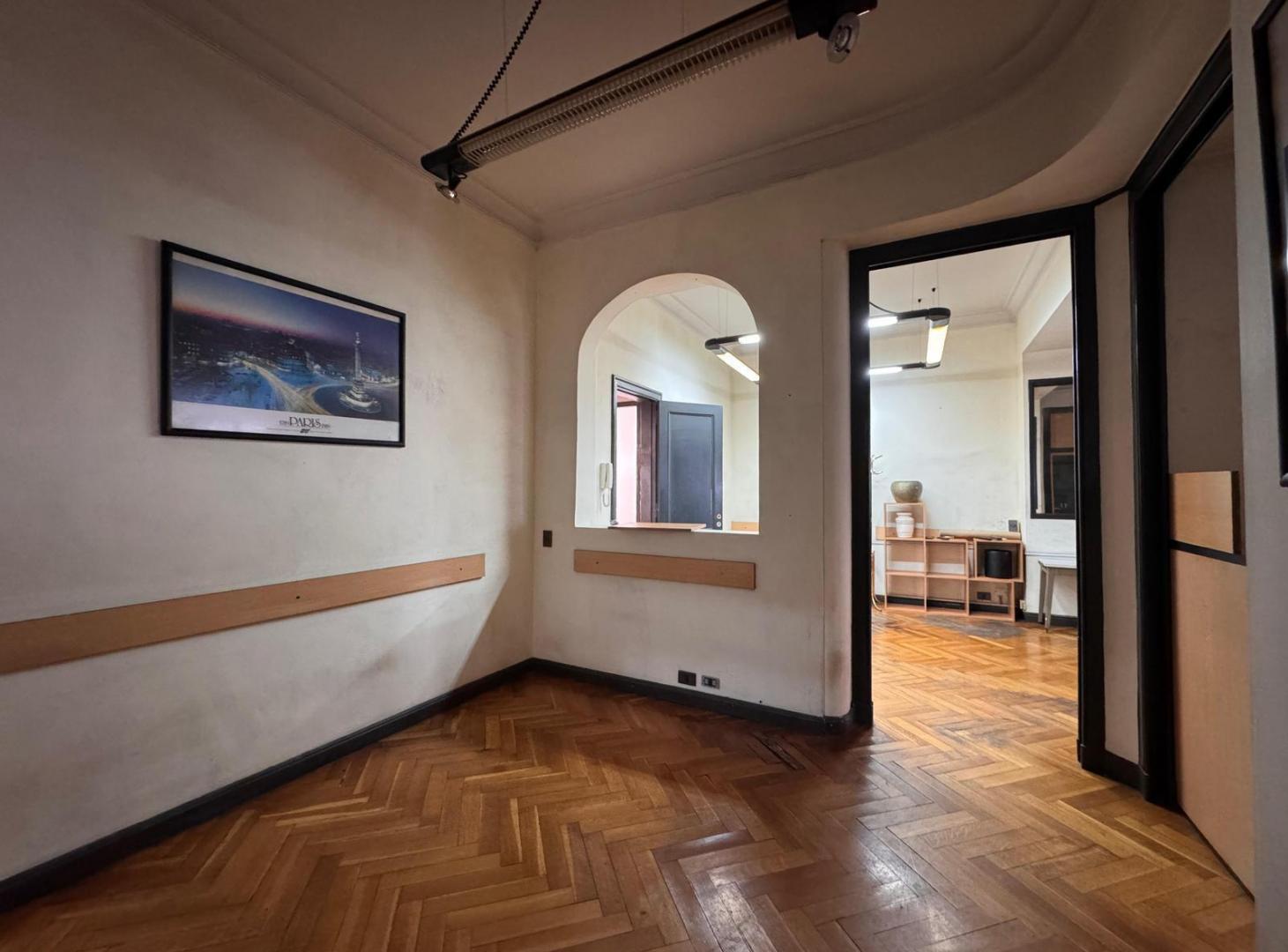 Foto de Venta Departamento de 4 ambientes Centro con dependencia y cochera APTO, imagen 3