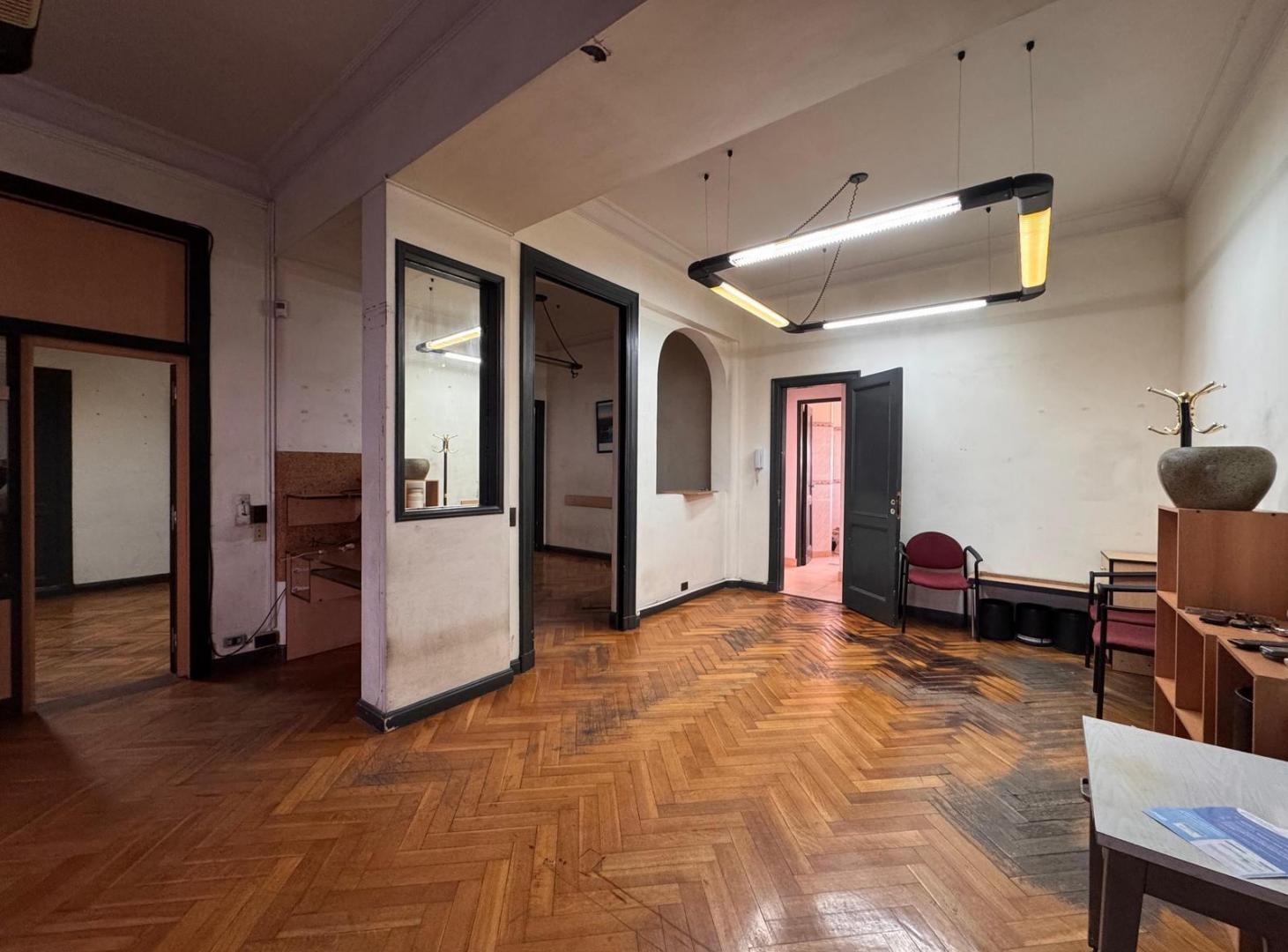 Foto de Venta Departamento de 4 ambientes Centro con dependencia y cochera APTO, imagen 5