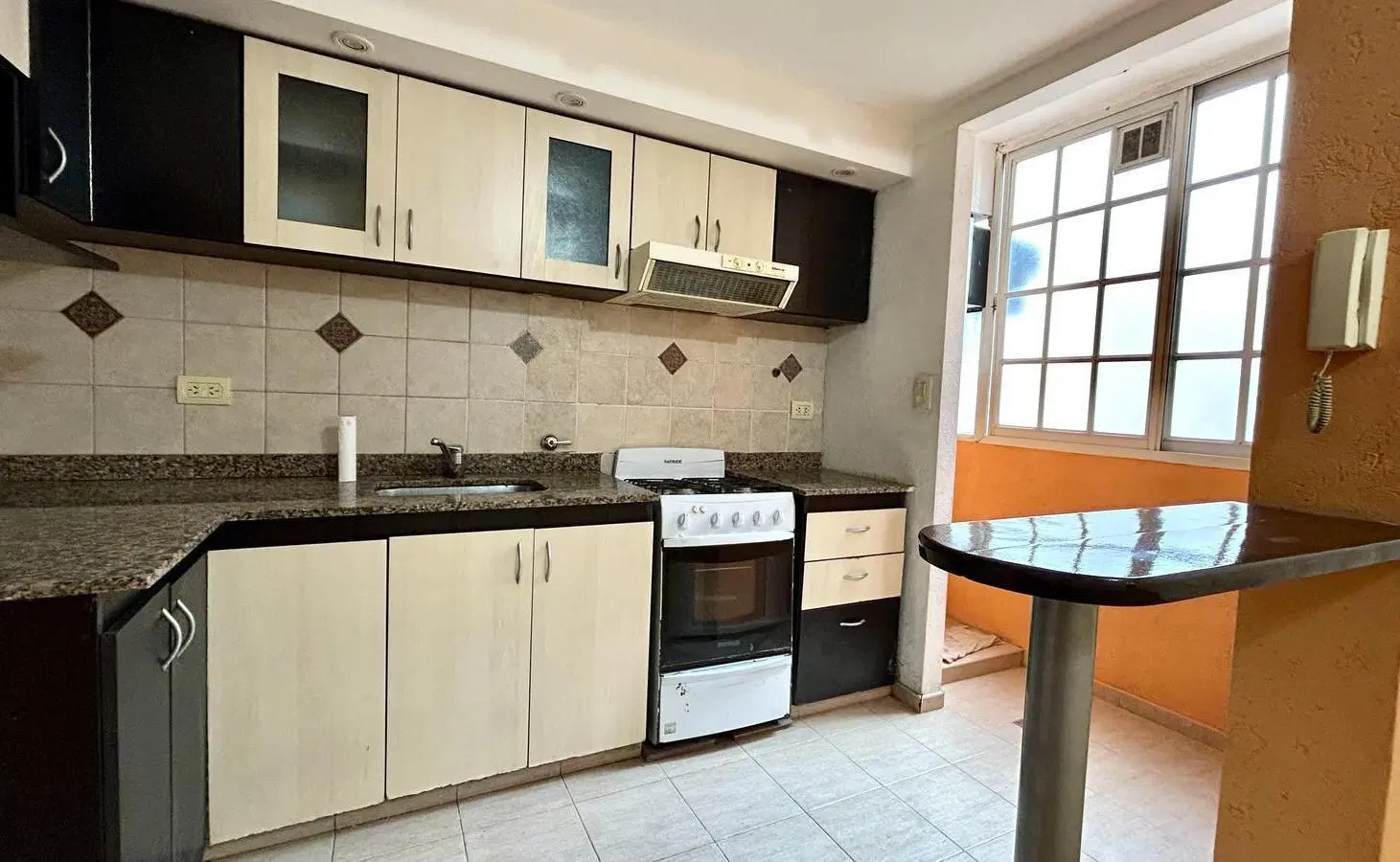 Venta Departamento 2 Ambientes C/ Lavadero en Flores. 3