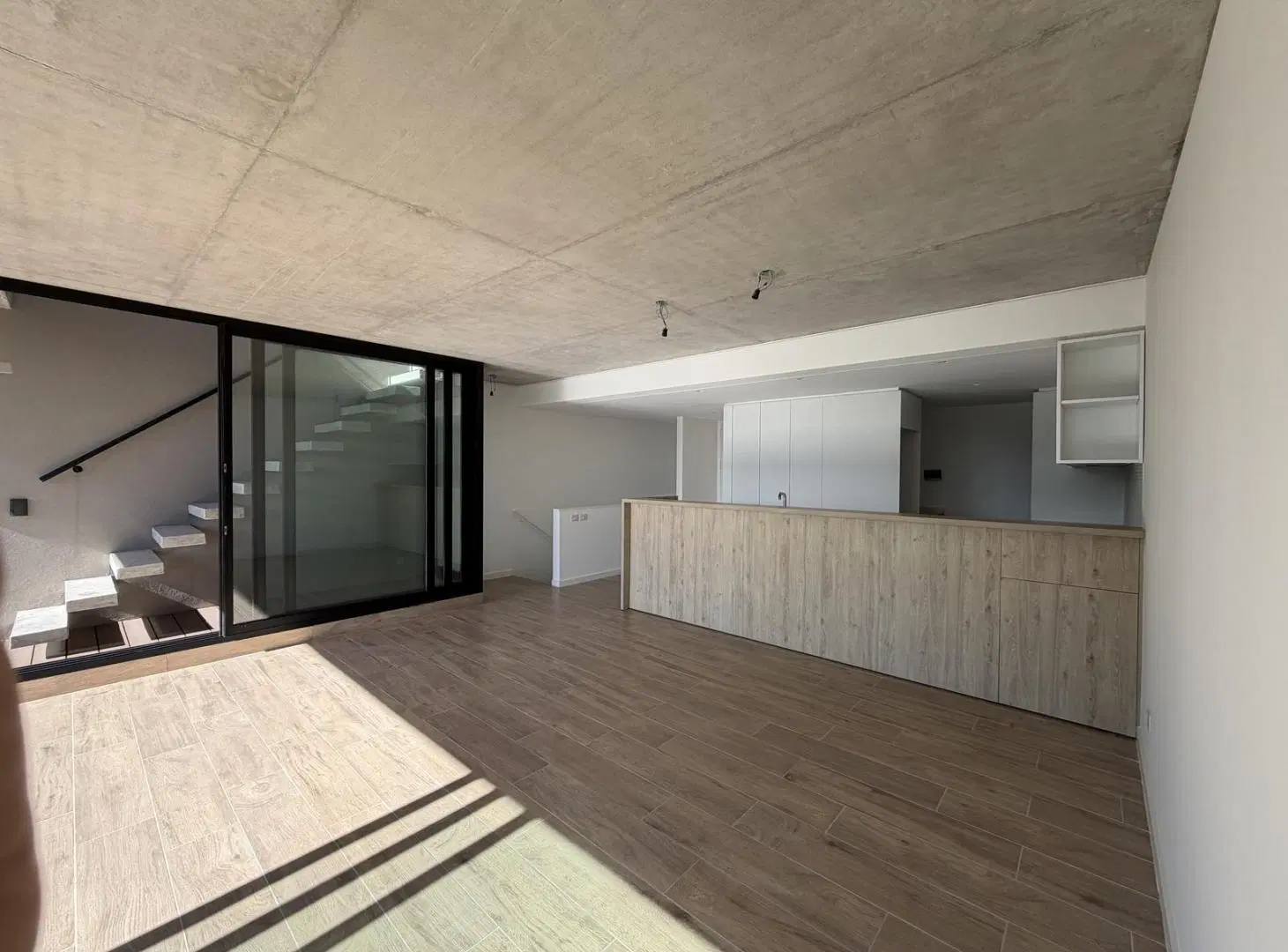 Venta departamento 5 ambientes triplex con terraza en Nuñez 4