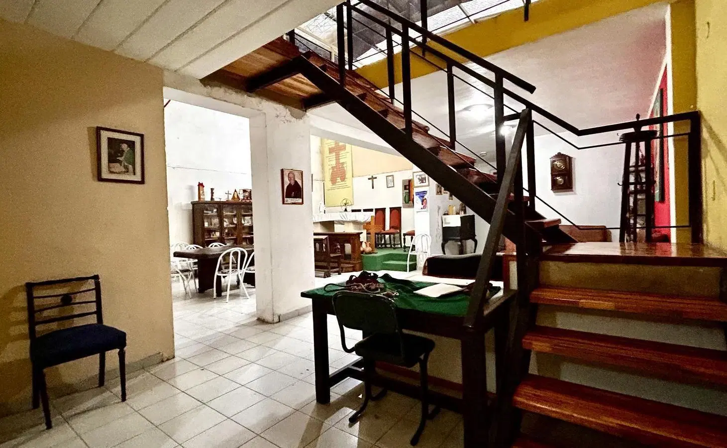 CASA EN LOTE PROPIO DE 146 M2 TOTALES. IDEAL USO COMERCIAL DEPOSITO O TALLER. SAN CRISTOBAL. 8
