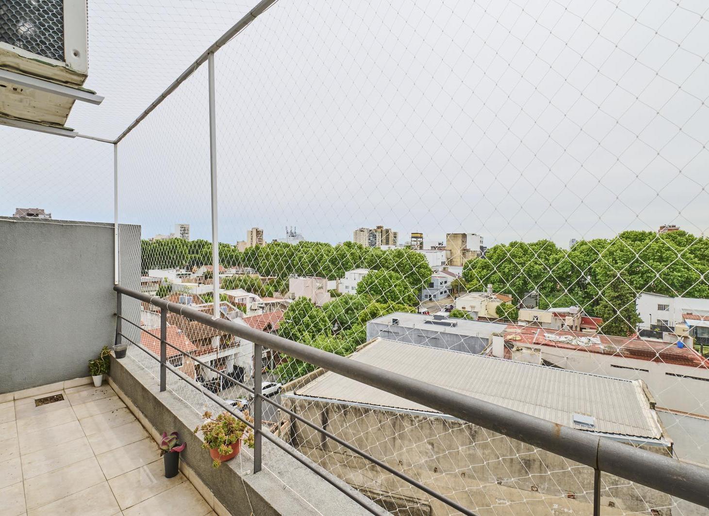 Foto de Venta Departamento Monoambiente en Monte Castro, imagen 5