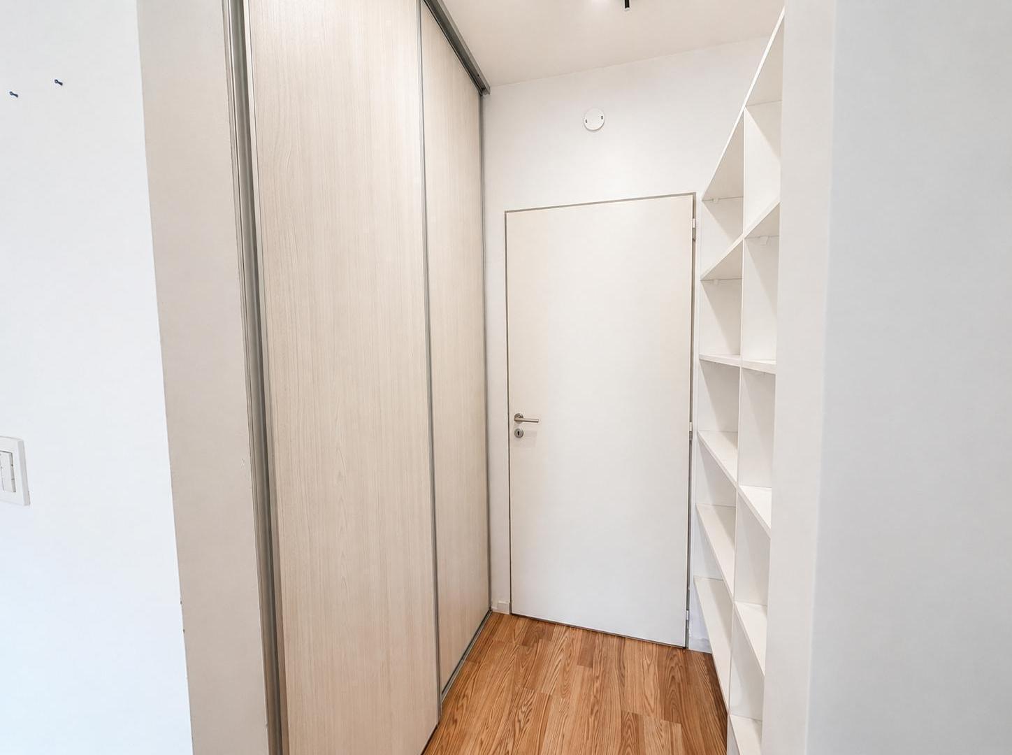 Foto de Alquiler 2 Amb. con toilette en Villa Urquiza., imagen 5