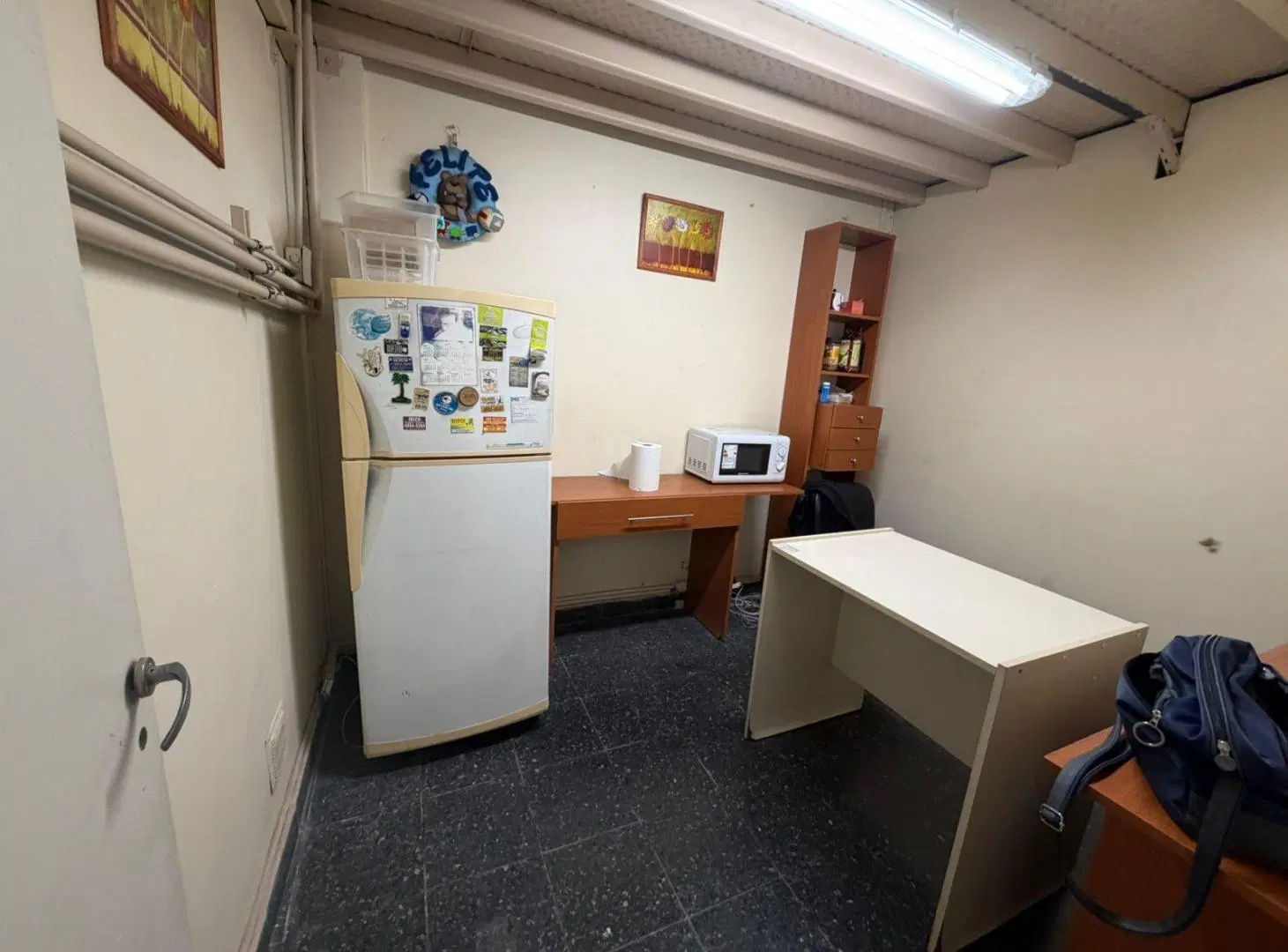 LOCAL EN INMEJORABLE UBICACION COMERCIAL SOBRE AV. CORRIENTES 1