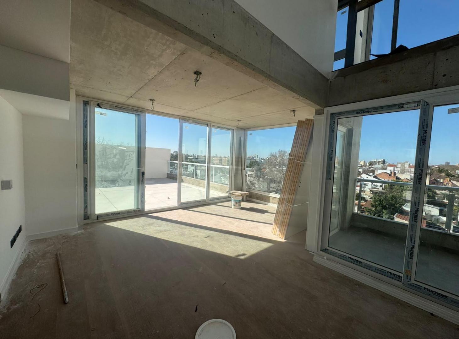 Foto de DPTO EN DUPLEX 3 HABITACIONES EN SUITE | TERRAZA | DEVOTO, imagen 1