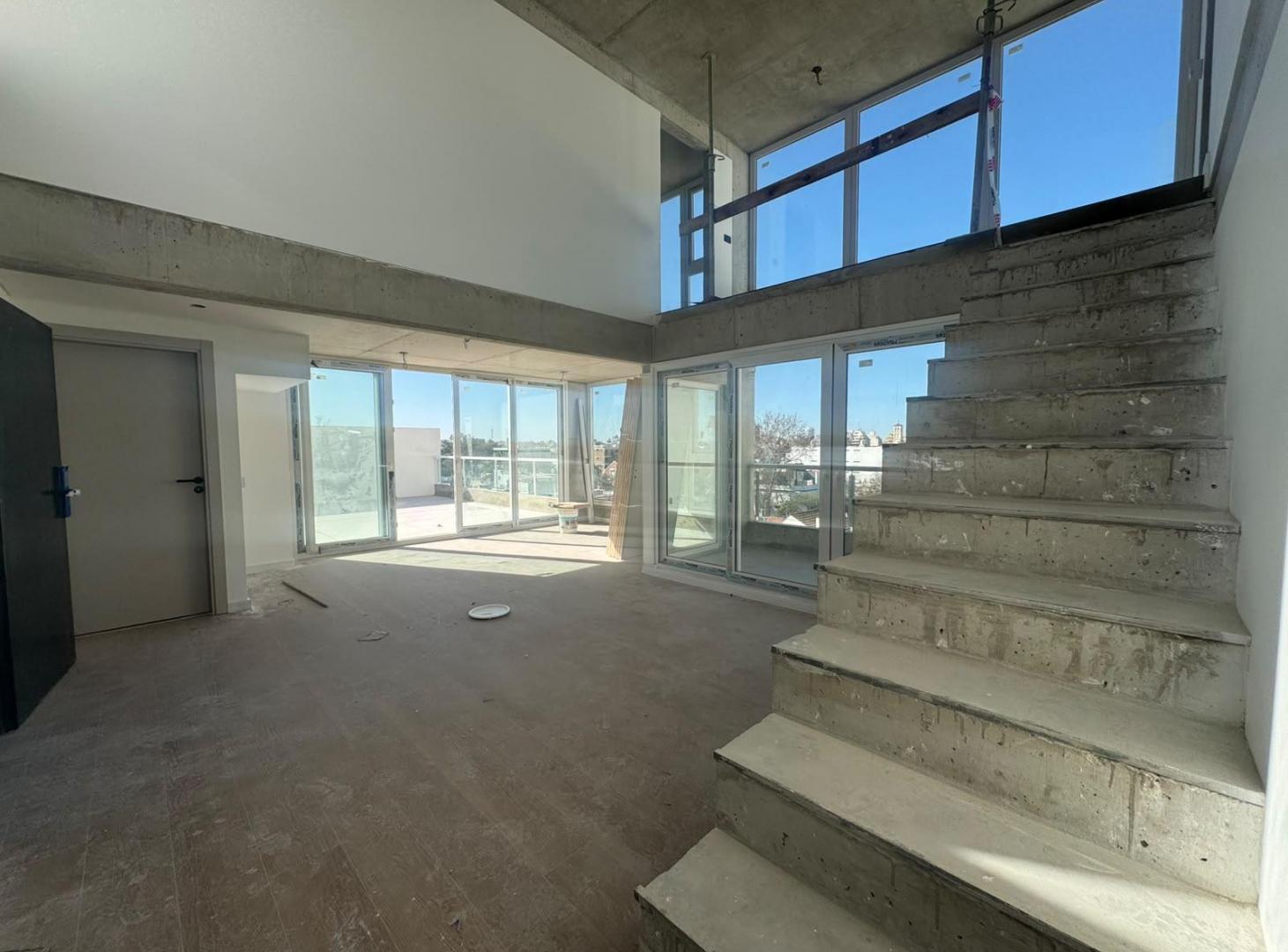 Foto de DPTO EN DUPLEX 3 HABITACIONES EN SUITE | TERRAZA | DEVOTO, imagen 4