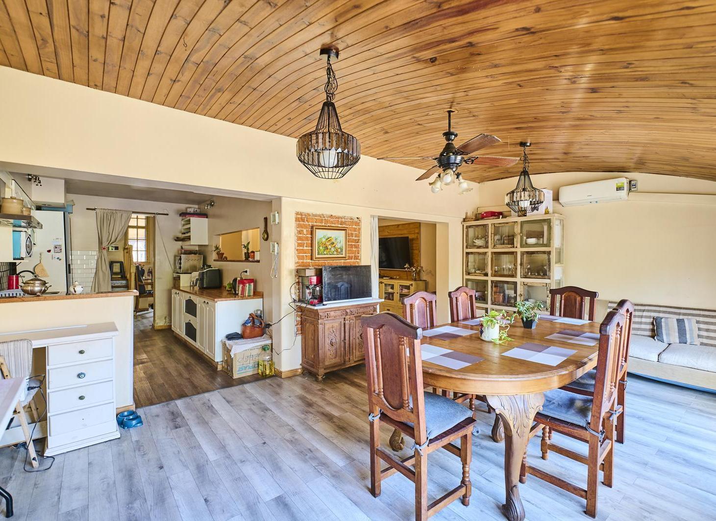 Foto de Venta Casa 4 ambientes con Patio y Quincho en Parque Avellaneda, imagen 5
