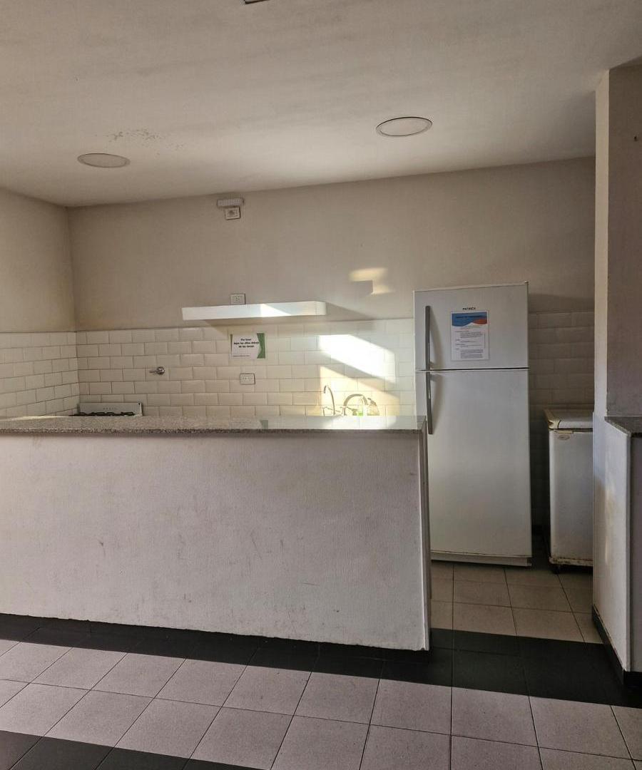 Foto de VENTA TRES AMBIENTES EDIFICIO CON PILETA PARRILLA SUM LAUNDRY, imagen 4