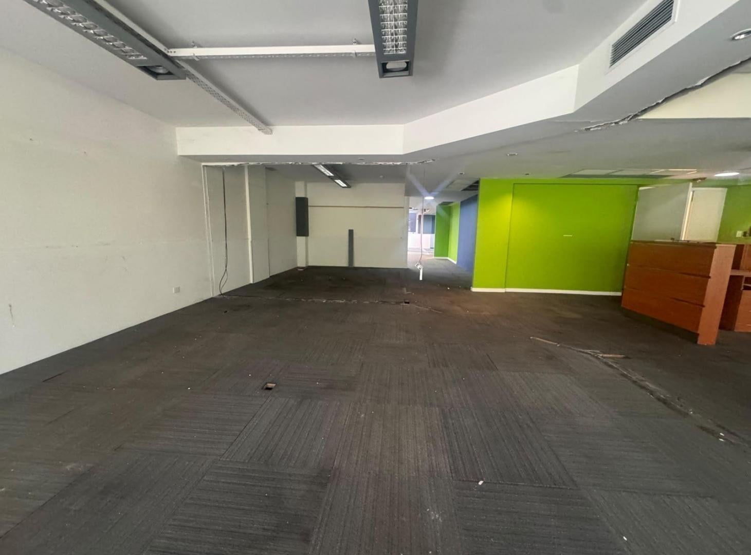 Foto de ALQUILER OFICINA 300m2 | VISTA ABIERTA HACIA AV. 9 DE JULIO, imagen 1