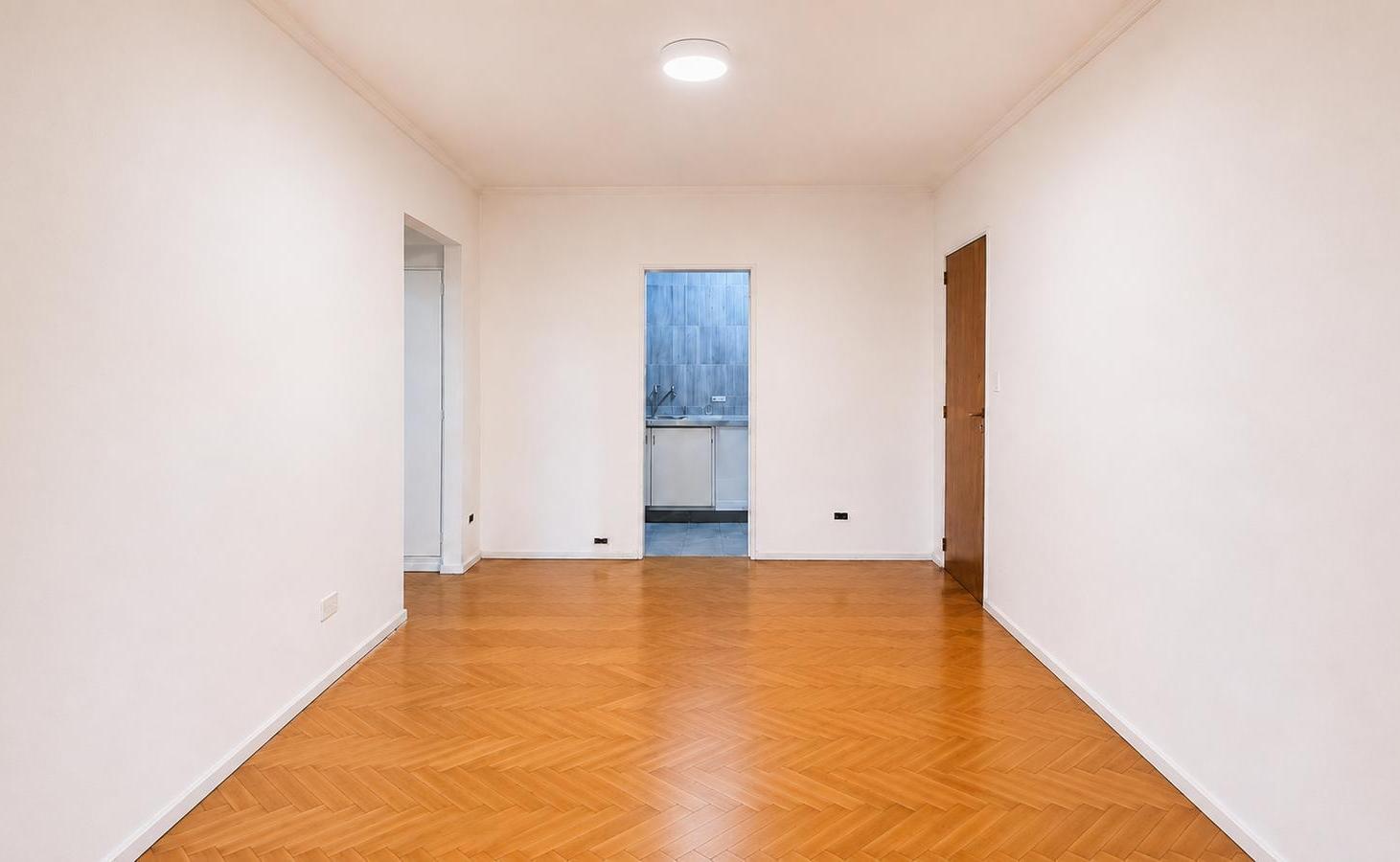 Foto de ALQUILER 2 AMBIENTES EN PLANTA BAJA CON PATIO – BELGRANO – SIN EXPENSAS, imagen 1