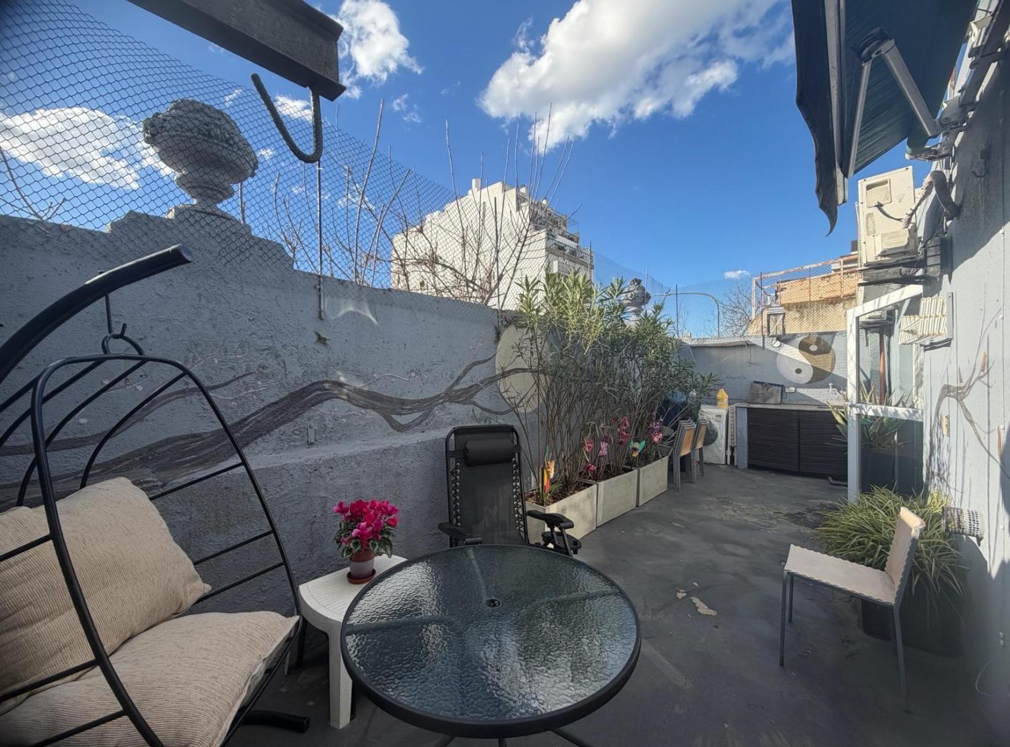Foto de Venta PH 5 ambientes en Coghlan refaccionado, imagen 2